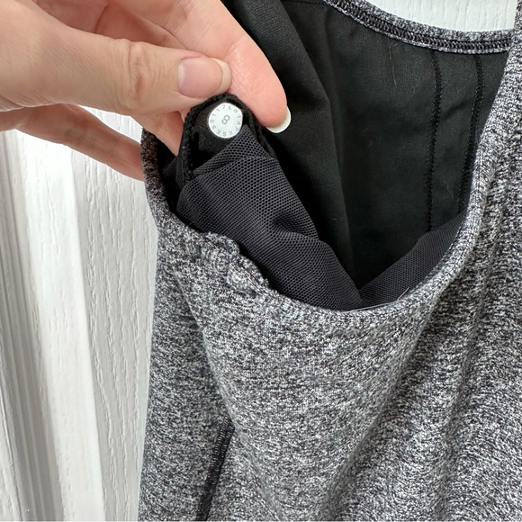 Size 8 Lululemon Power Y Tank Heather Gray - Picture 3 of 3